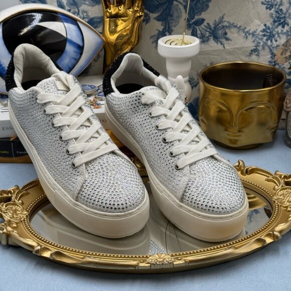 🆕 KURT GEIGER LONDON 🧿 NWOT Laney Silver Crystal Low Top Sneaker, Sz 40 US 9 - Picture 3 of 16